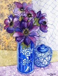 Anemonen in einer blau-weißen Vase mit Topf und Textilien, 2012